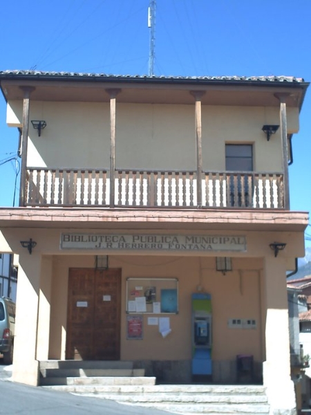 Biblioteca (Marisol)