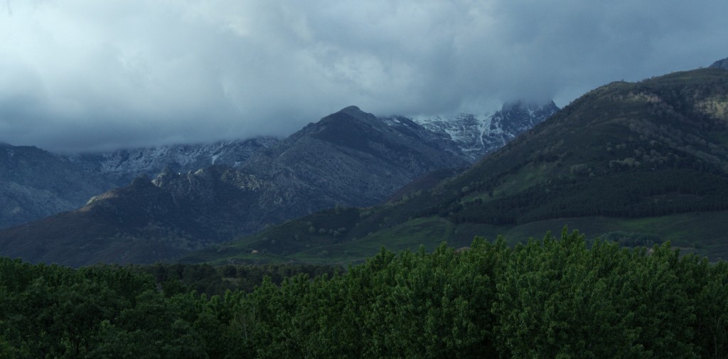 Gredos desde Madrigal de la Vera